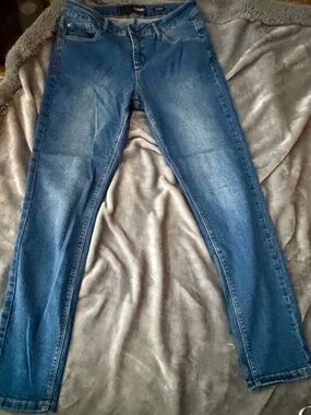 THORN Women's Size 12 Dark Wash Stretch Skinny Jeans
